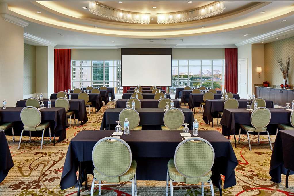 Hilton Garden Inn Atlanta Midtown Restoran fotoğraf